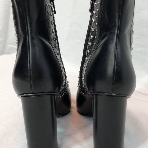 BCBG studded boots - Picture 4 of 8